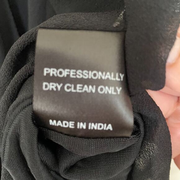 Hannah Jo Sleeveless Flowy Top Embellished 100% Silk Black Size Small - Picture 6 of 6